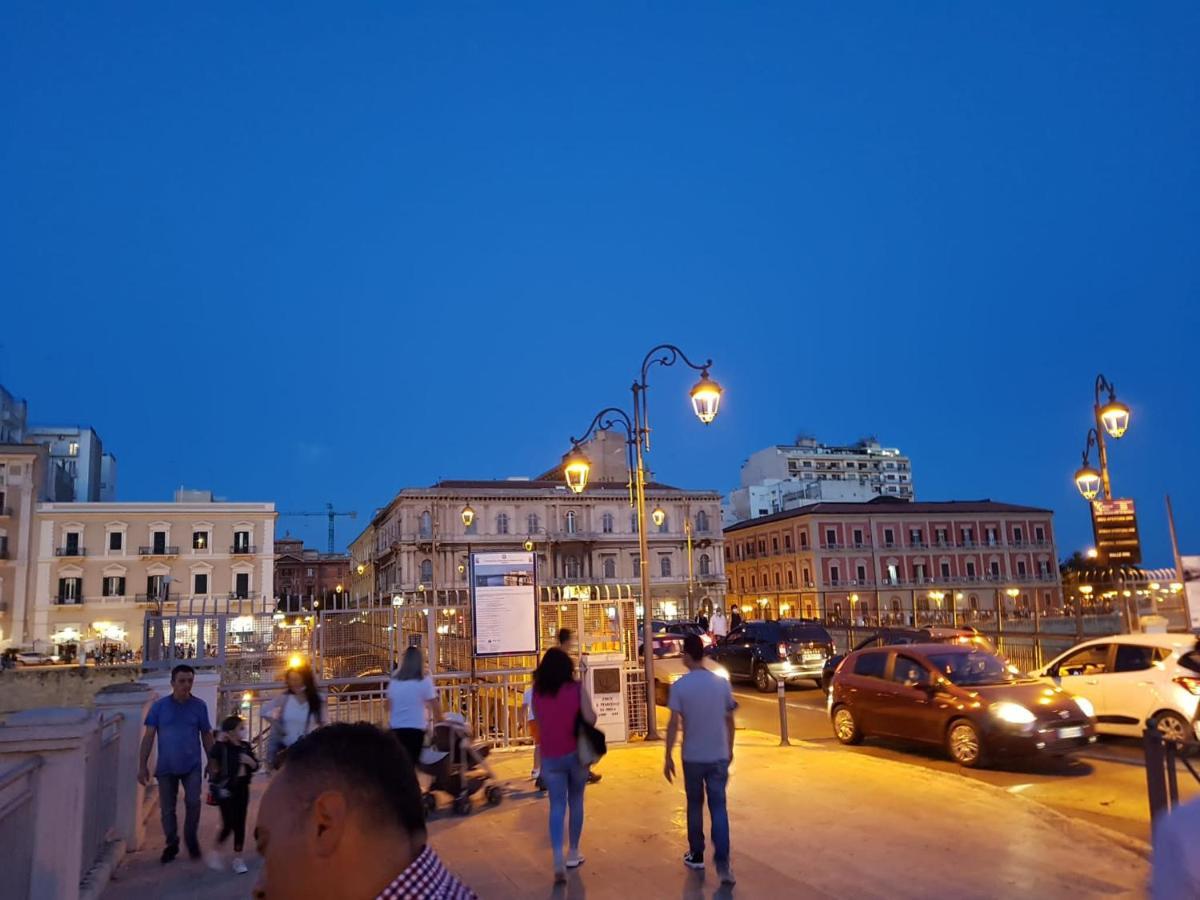 Philos - Appartements & Rooms Taranto Exterior photo