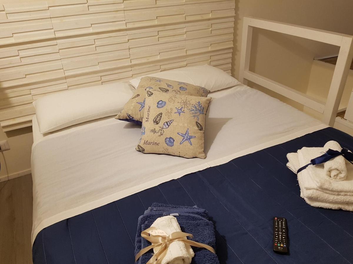 Philos - Appartements & Rooms Taranto Exterior photo