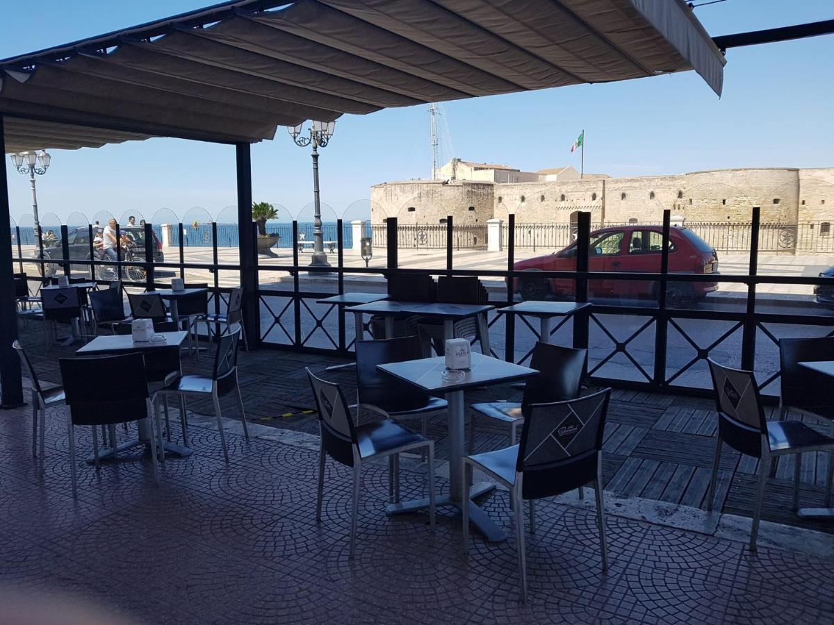 Philos - Appartements & Rooms Taranto Exterior photo